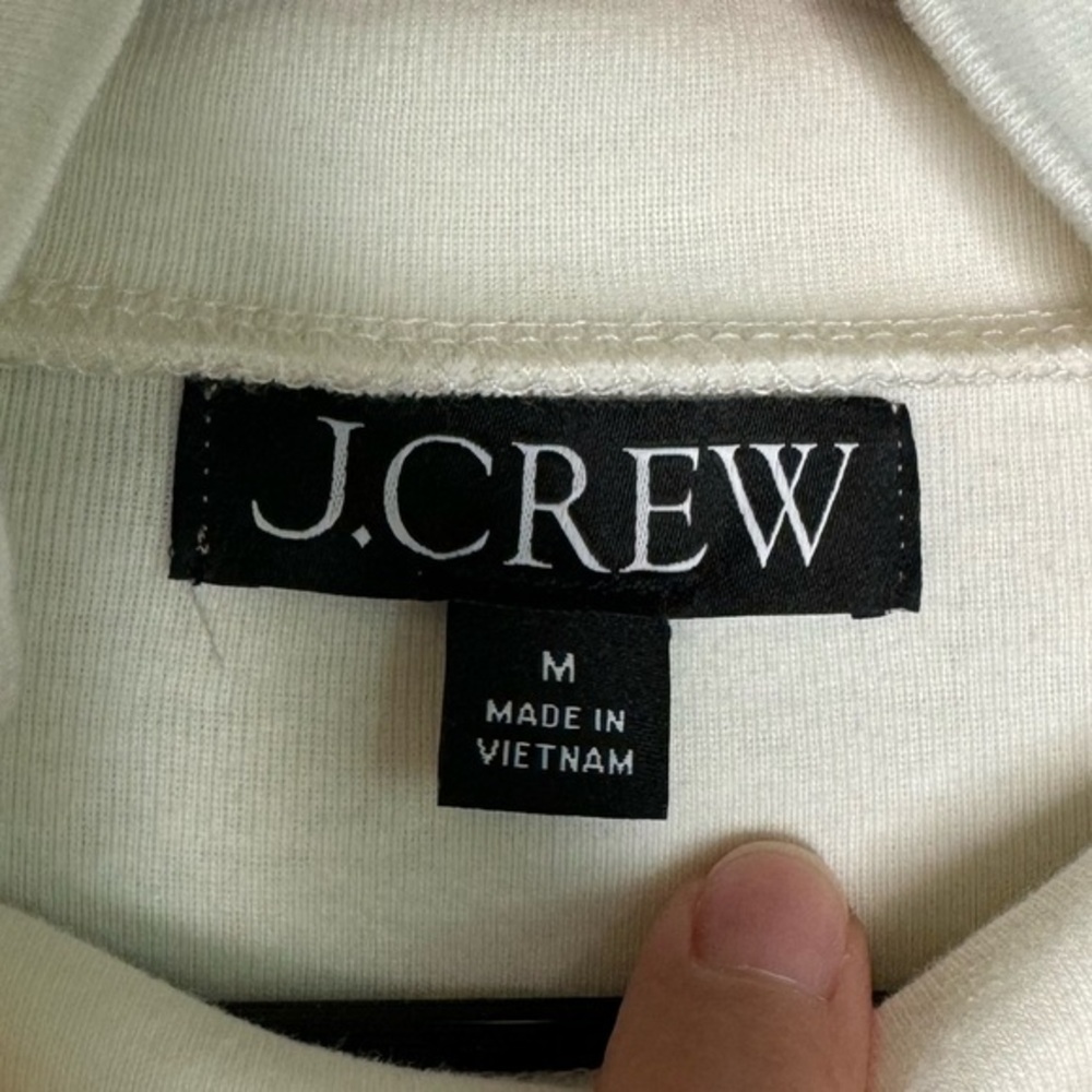 J.Crew‎ Women's Perfect-fit Turtleneck with Jewel Buttons in Ivory- Sz M - Picture 4 of 7
